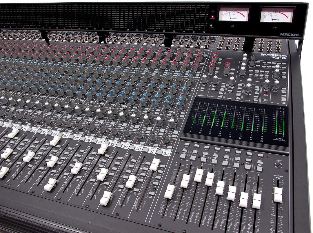 MACKIE 32.8 Bus Analog Mischpult Mixer MACKIE 32 8 + Meterbridge / + 1J