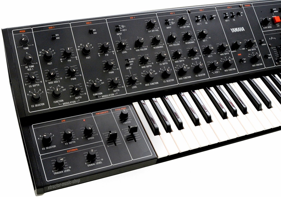 YAMAHA CS30 CS 30 CS30 Vintage Analog Synthesizer & Stepsequenzer